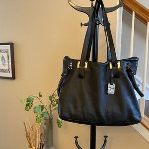 Kenneth Cole Black Pebble Leather Shoulder Bag With Studded Handles O/S